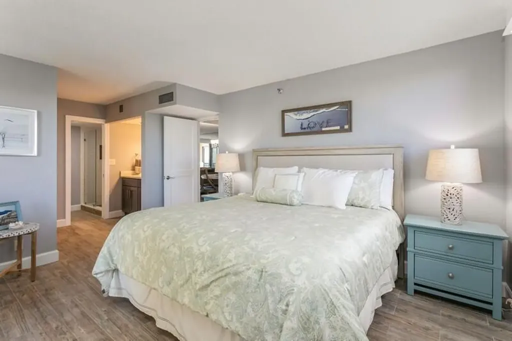 100 Ocean Trail Way Jupiter FL 33477