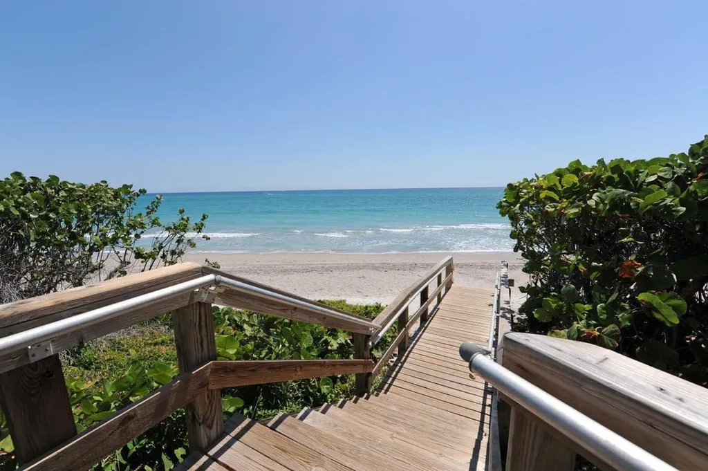 100 Ocean Trail Way Jupiter FL 33477