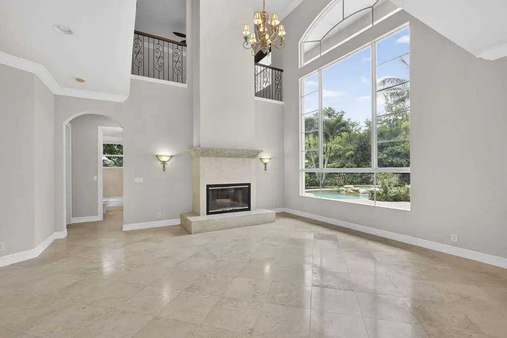 625 Glenfield Way Royal Palm Beach FL 33411