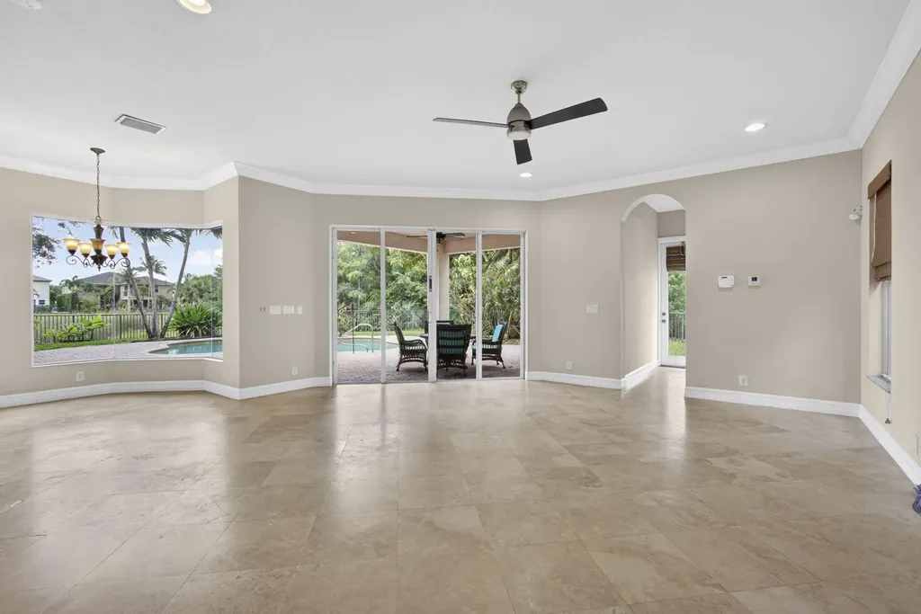 625 Glenfield Way Royal Palm Beach FL 33411