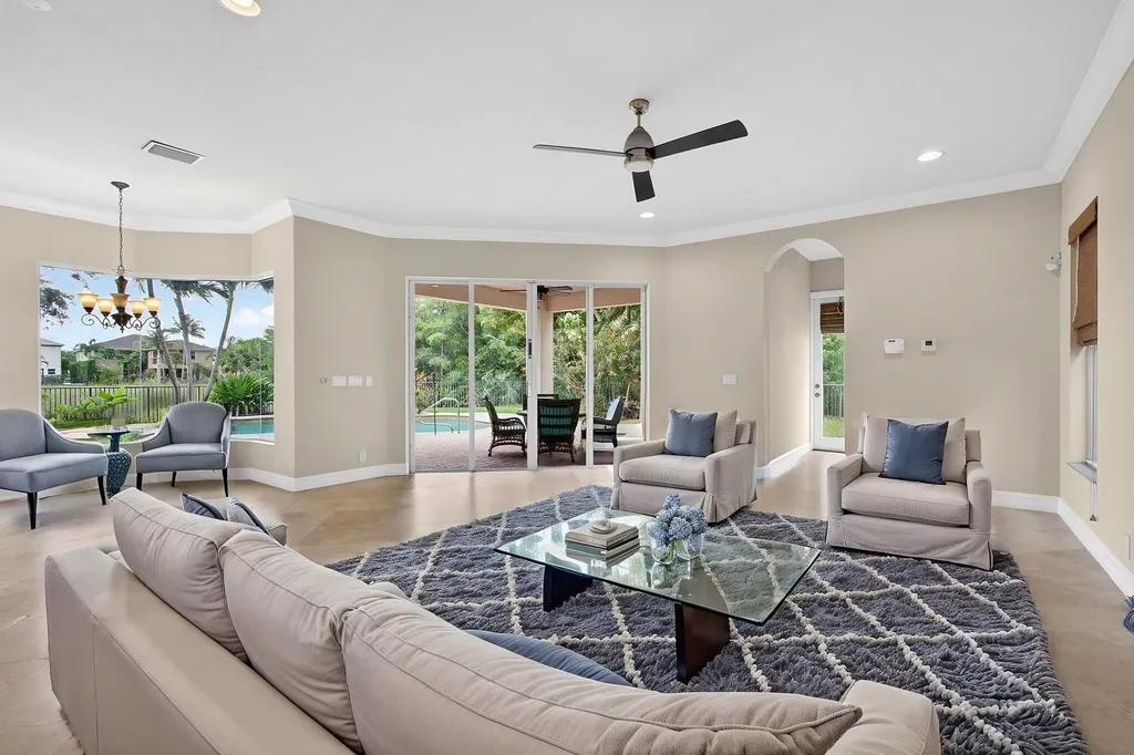 625 Glenfield Way Royal Palm Beach FL 33411