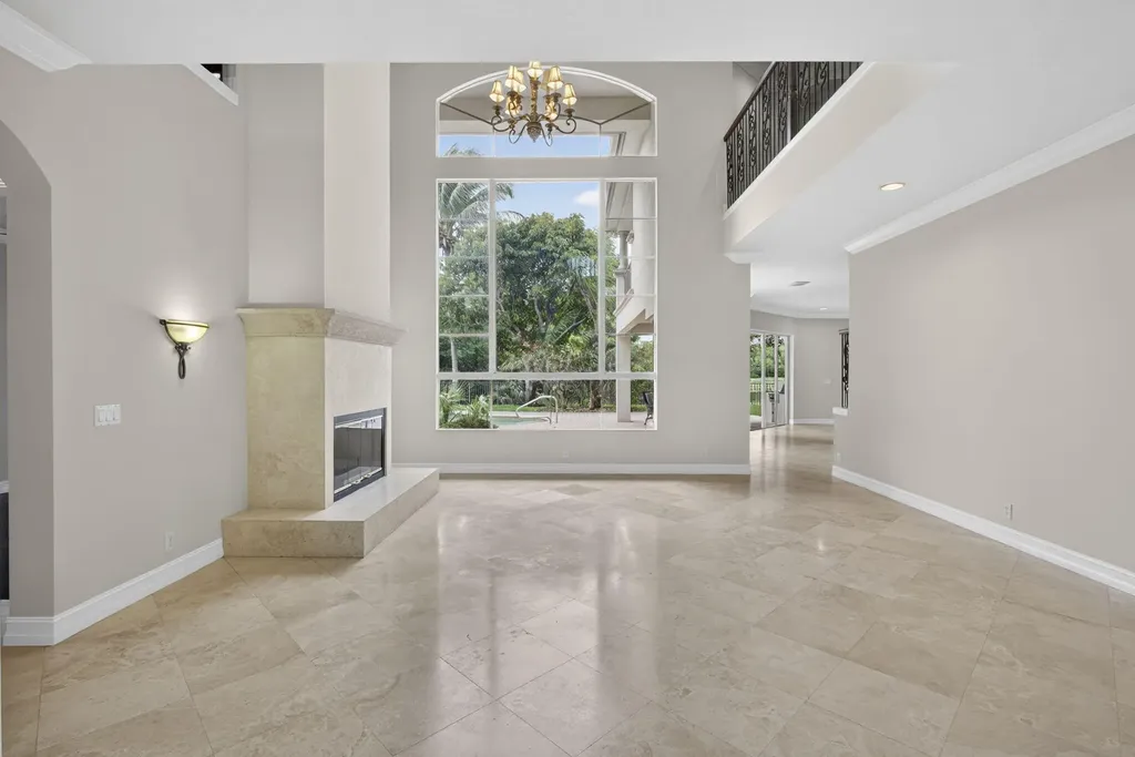 625 Glenfield Way Royal Palm Beach FL 33411