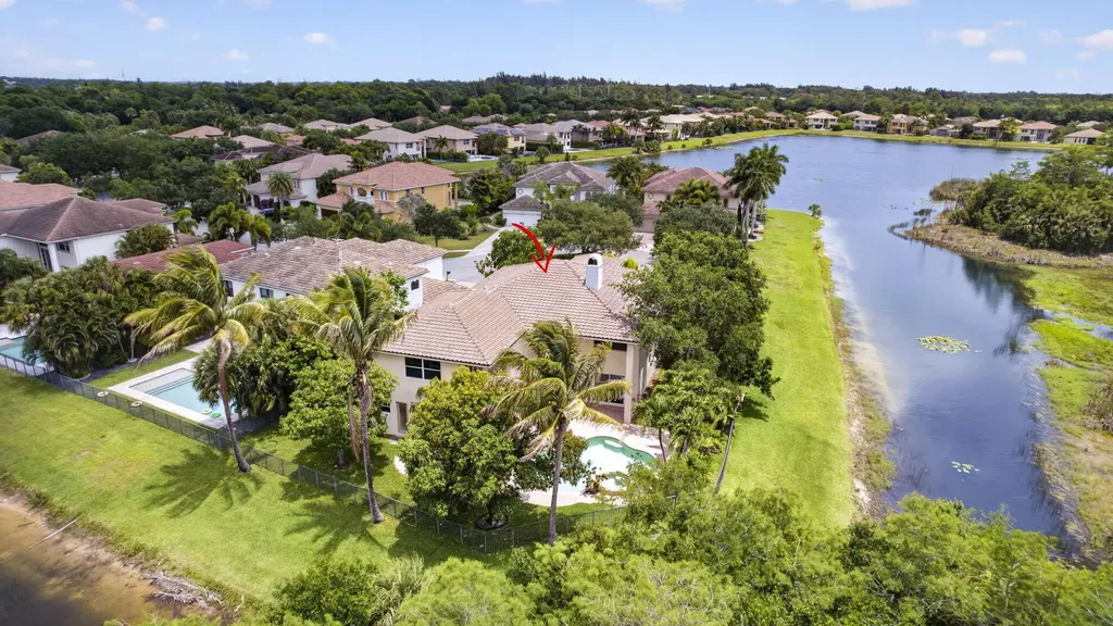 625 Glenfield Way Royal Palm Beach FL 33411