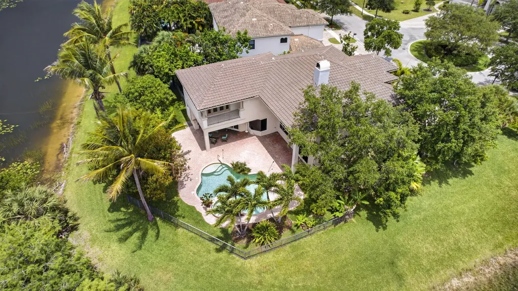 625 Glenfield Way Royal Palm Beach FL 33411
