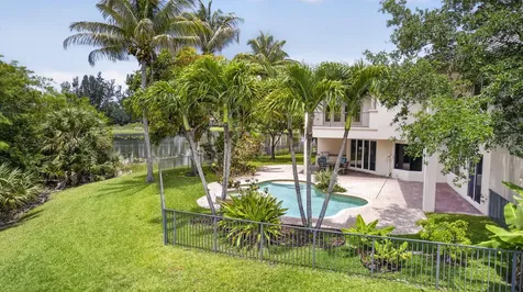 625 Glenfield Way Royal Palm Beach FL 33411