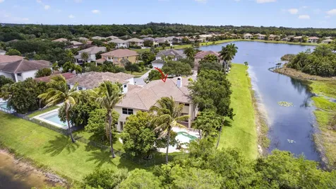 625 Glenfield Way Royal Palm Beach FL 33411