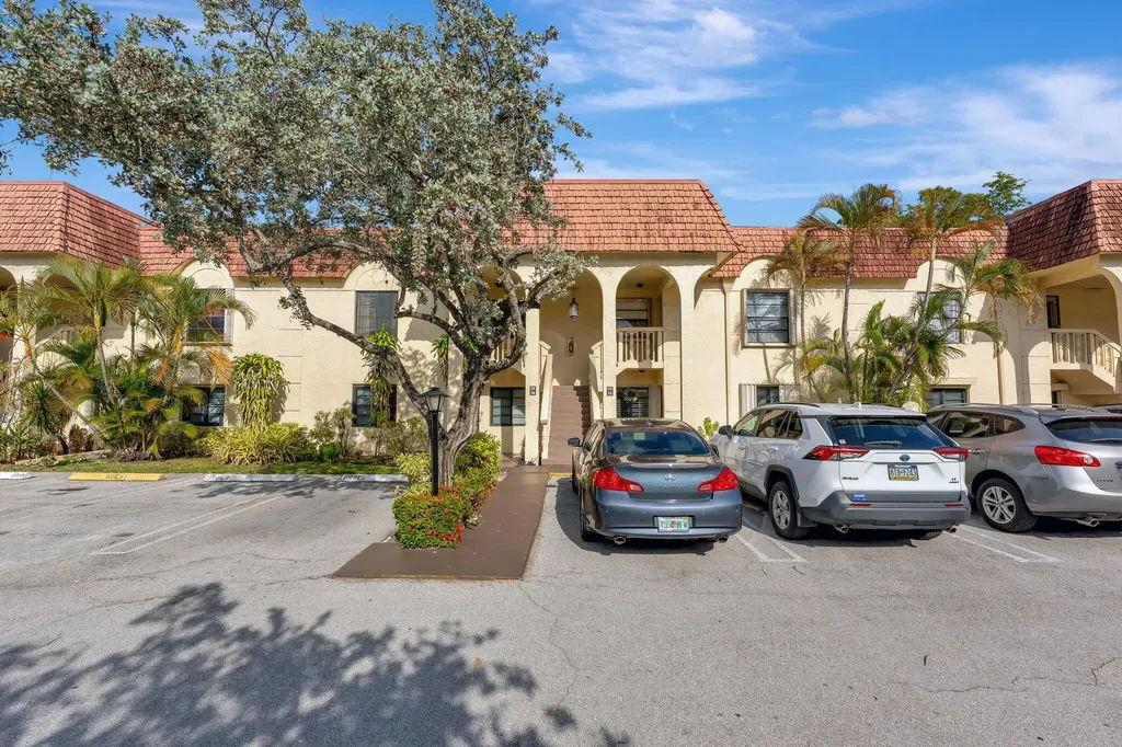 138 S Cypress Road Pompano Beach FL 33060