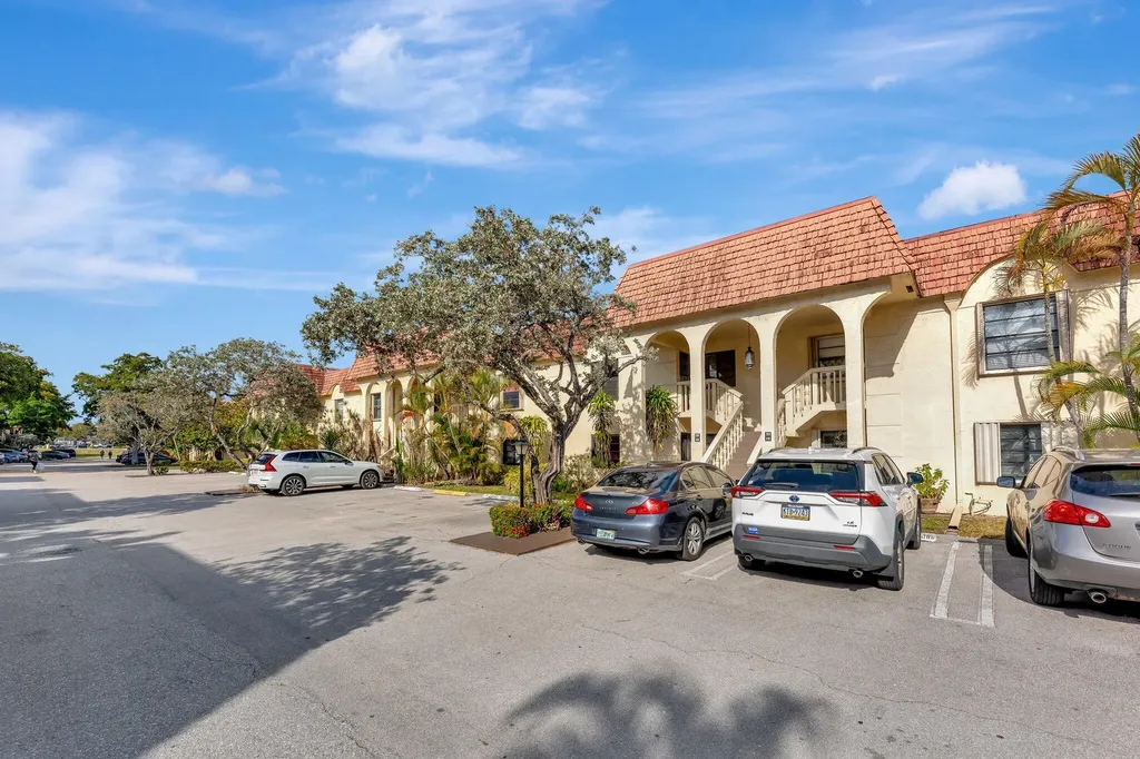 138 S Cypress Road Pompano Beach FL 33060