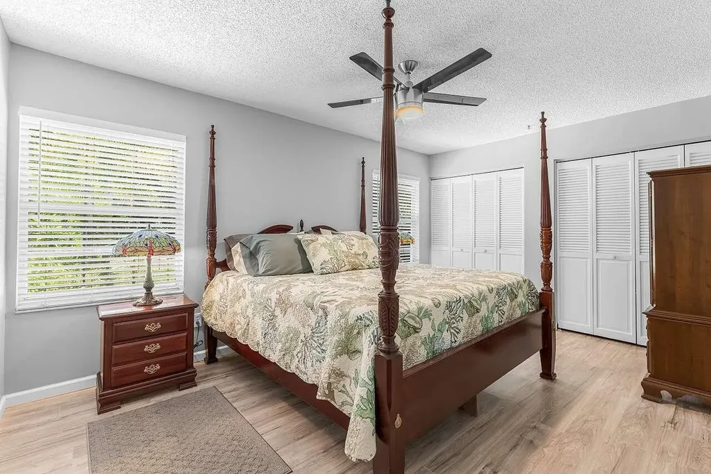 5103 Center Street Jupiter FL 33458