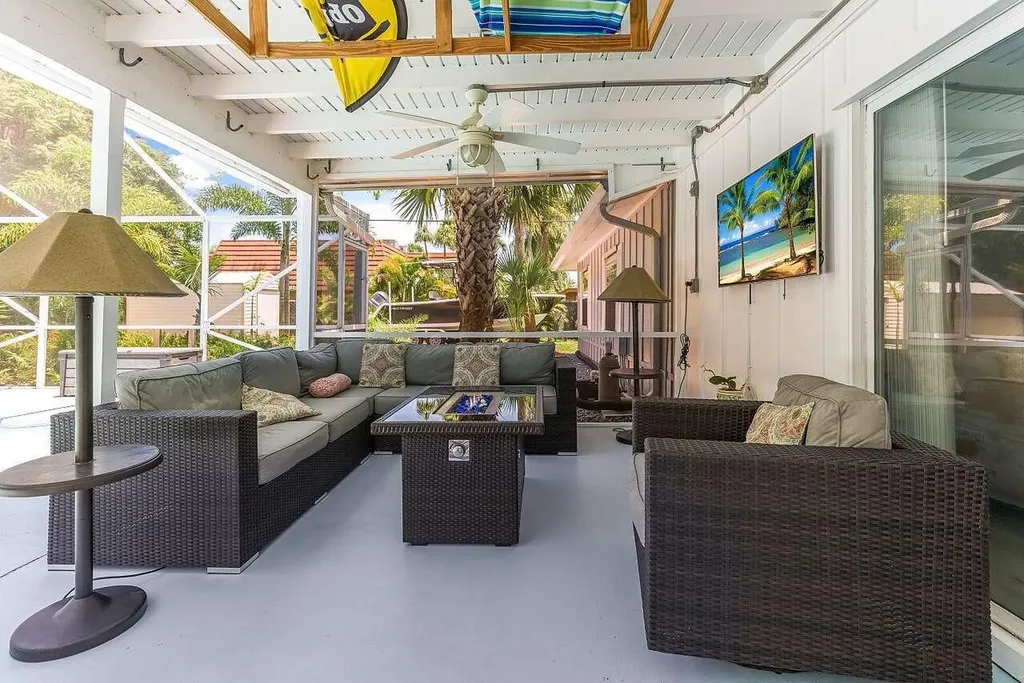 5103 Center Street Jupiter FL 33458