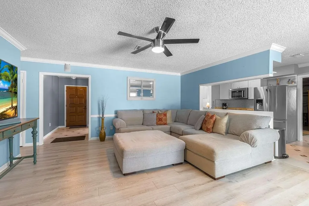 5103 Center Street Jupiter FL 33458