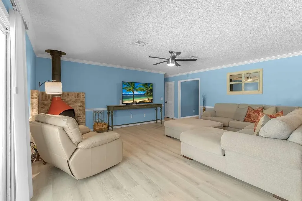 5103 Center Street Jupiter FL 33458
