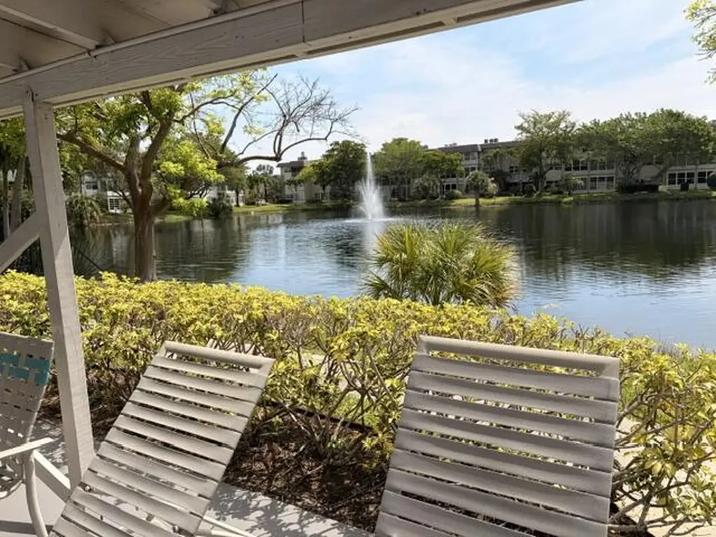 5103 NW 35th Street Lauderdale Lakes FL 33319