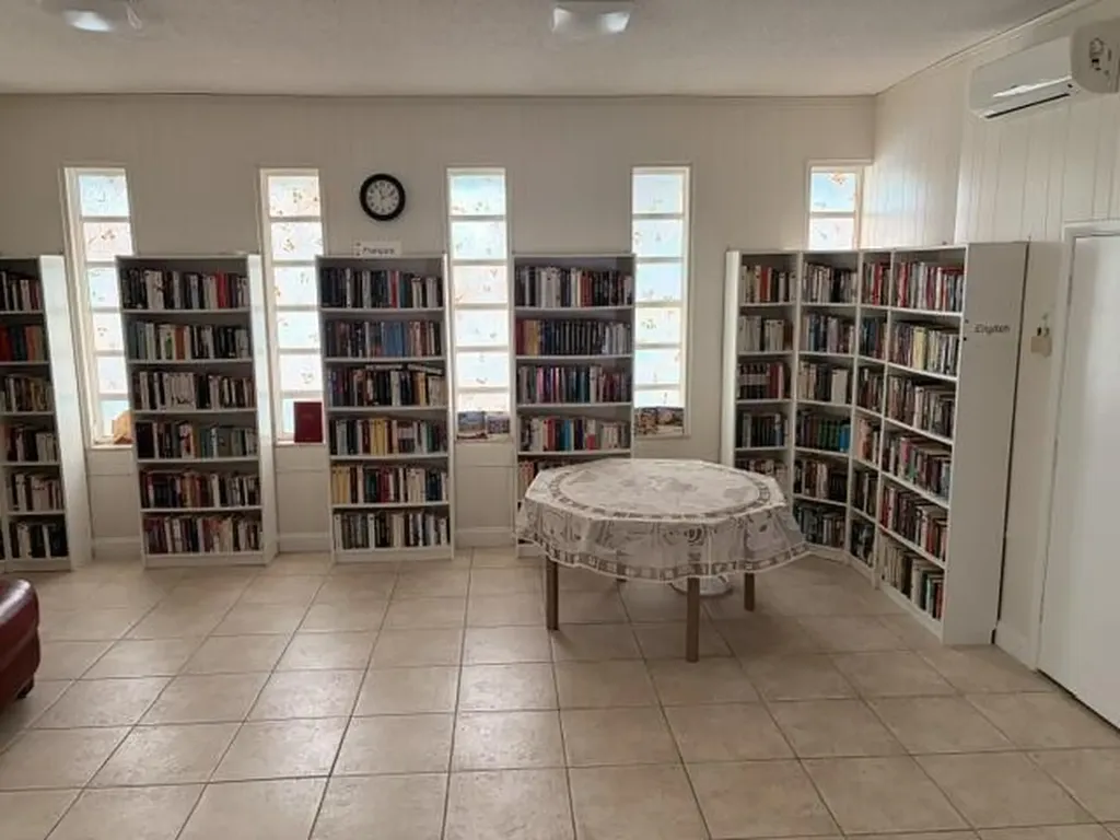 5103 NW 35th Street Lauderdale Lakes FL 33319