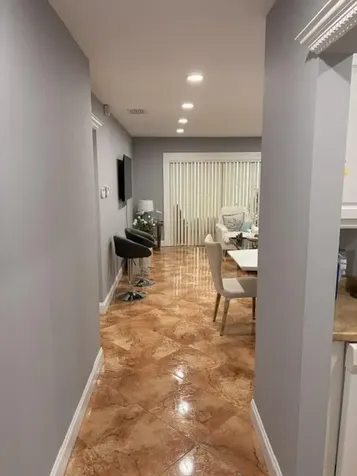 5103 NW 35th Street Lauderdale Lakes FL 33319