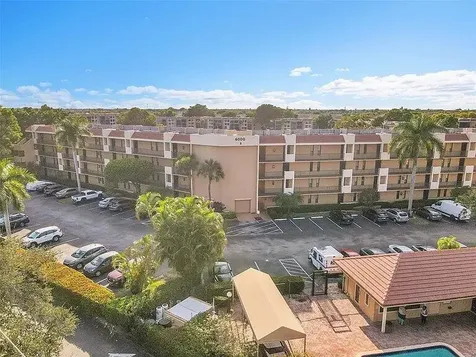 6021 Coral Lake Drive Margate FL 33063