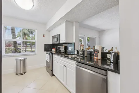 9625 NW 1st Court Pembroke Pines FL 33024