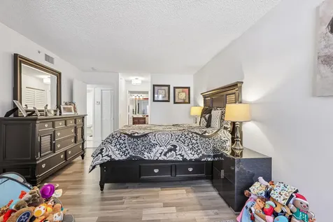 9625 NW 1st Court Pembroke Pines FL 33024