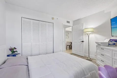 9625 NW 1st Court Pembroke Pines FL 33024