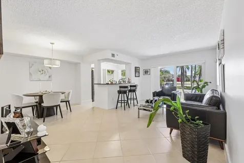 9625 NW 1st Court Pembroke Pines FL 33024