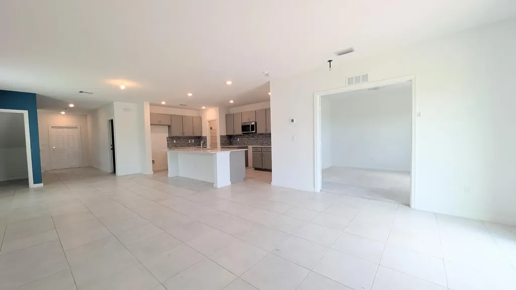 786 Worlington Lane Fort Pierce FL 34947