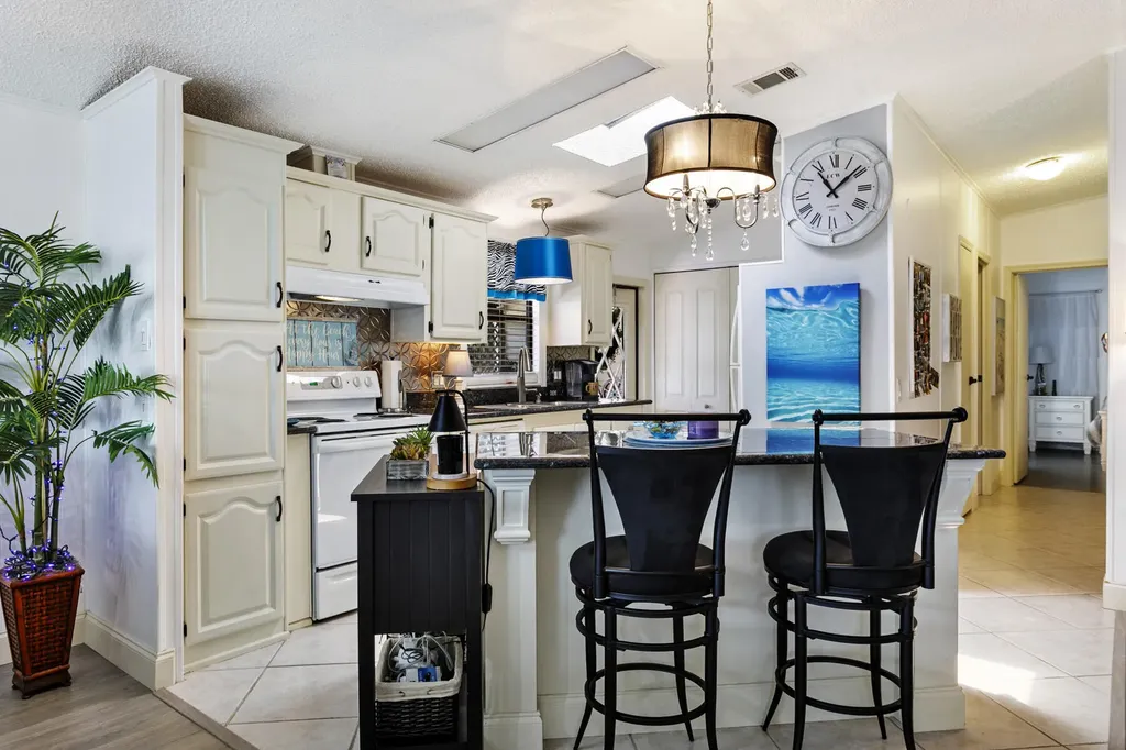 49016 Inauga Bay Boynton Beach FL 33436