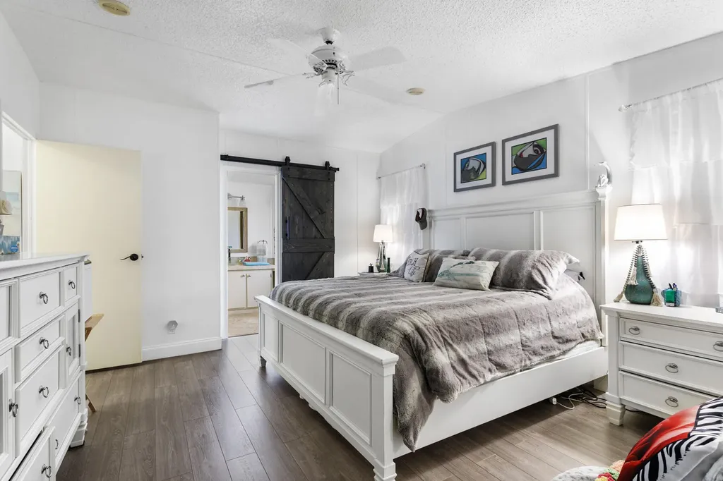 49016 Inauga Bay Boynton Beach FL 33436