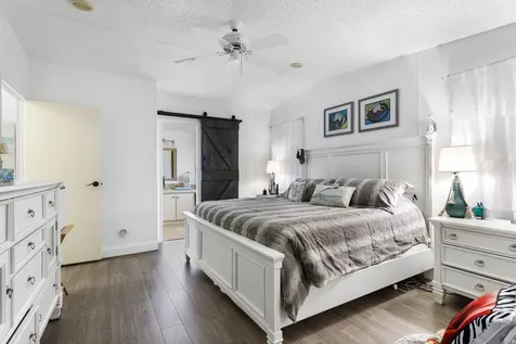 49016 Inauga Bay Boynton Beach FL 33436