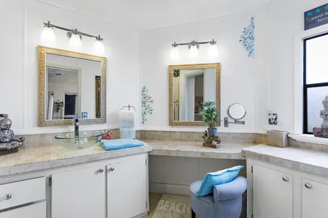49016 Inauga Bay Boynton Beach FL 33436