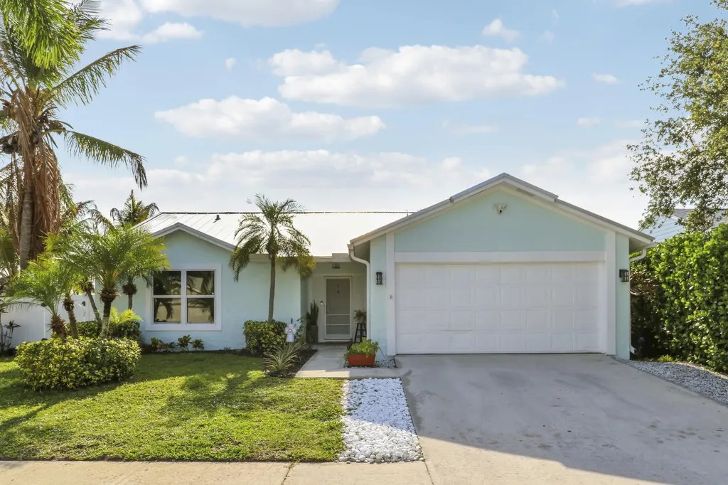 171 Greentree Circle Jupiter FL 33458