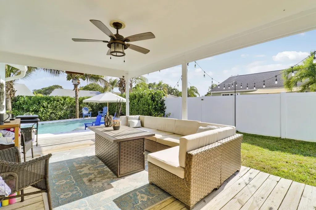 171 Greentree Circle Jupiter FL 33458