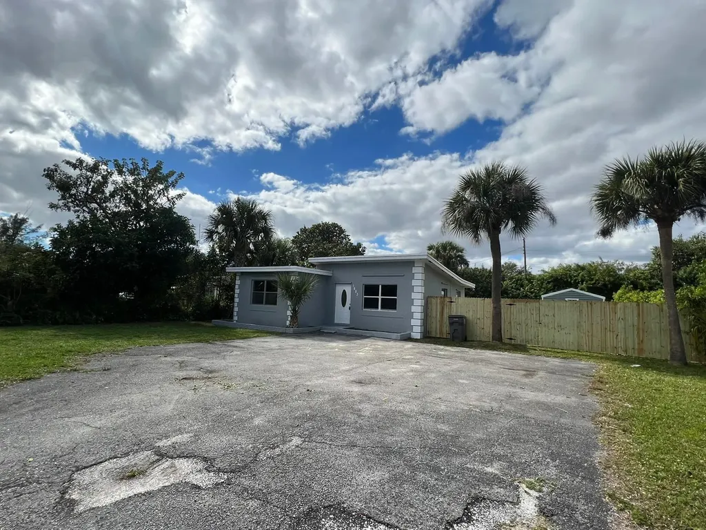 1883 Breezy Lane West Palm Beach FL 33417