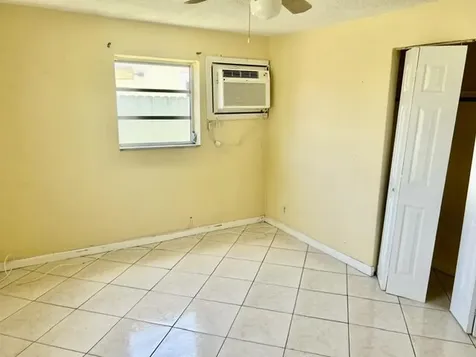 4940 SW 18th Street Fort Lauderdale FL 33317