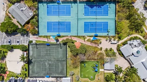 2020 NE 4th Avenue Wilton Manors FL 33305