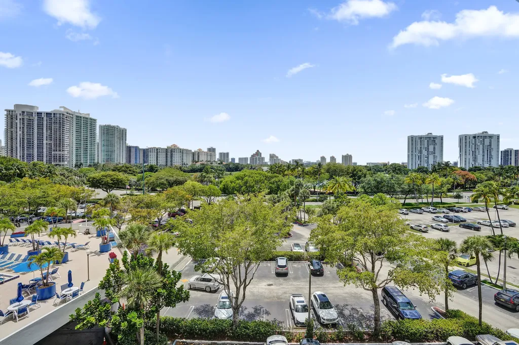 3701 N Country Club Drive Aventura FL 33180