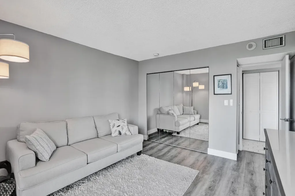 3701 N Country Club Drive Aventura FL 33180