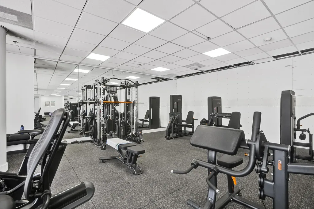 3701 N Country Club Drive Aventura FL 33180