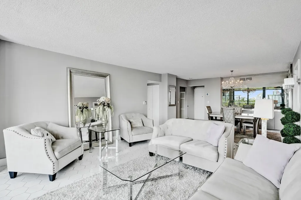 3701 N Country Club Drive Aventura FL 33180