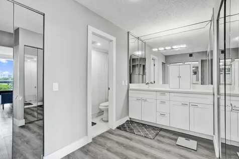 3701 N Country Club Drive Aventura FL 33180