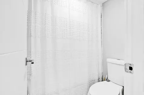 3701 N Country Club Drive Aventura FL 33180