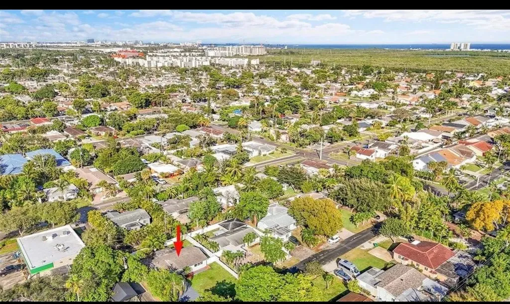 29 SE 8th Street Dania Beach FL 33004