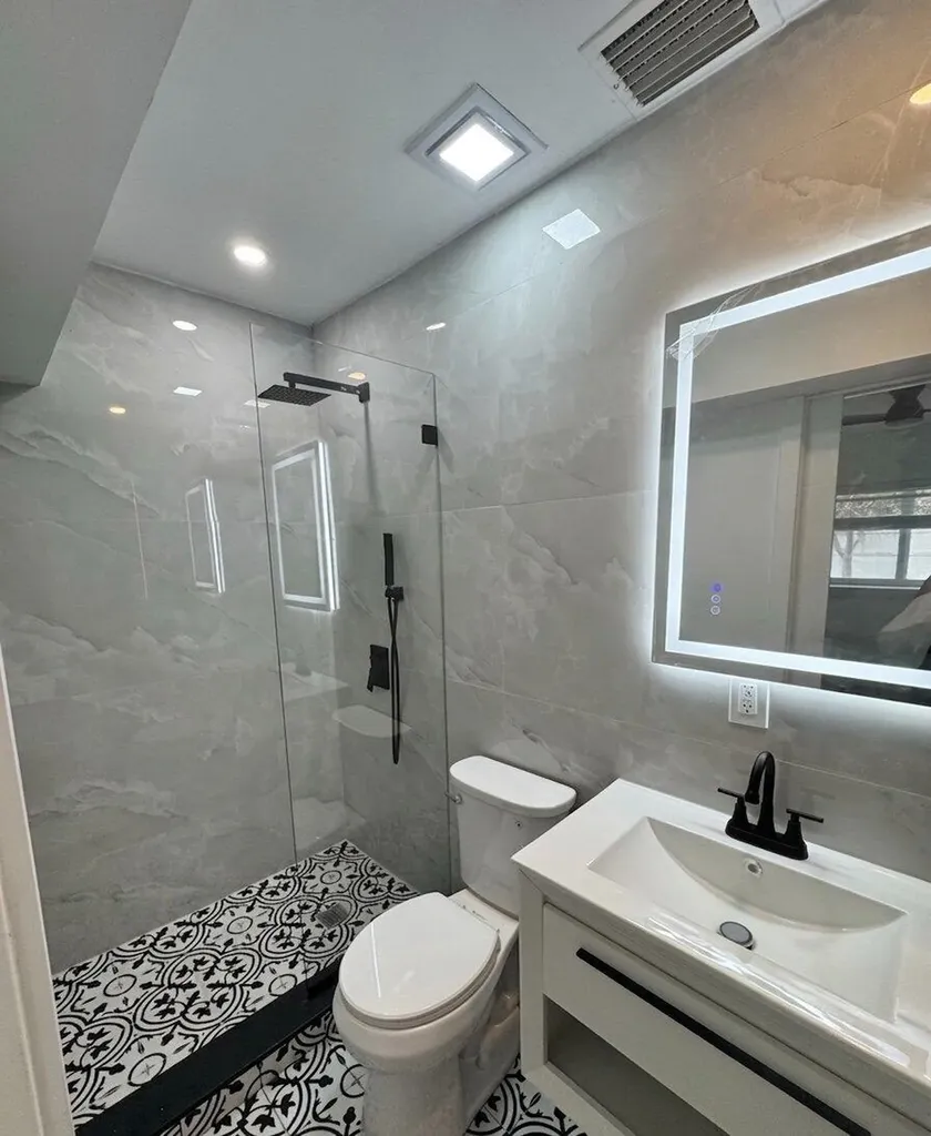 29 SE 8th Street Dania Beach FL 33004