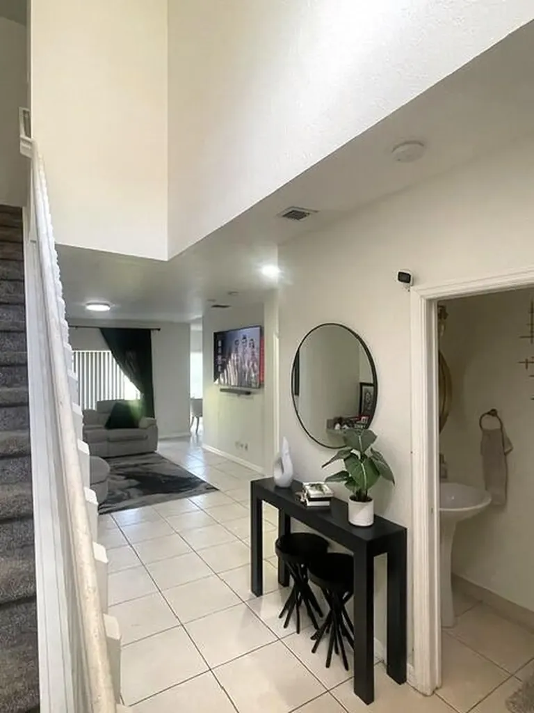 717 Talia Circle Palm Springs FL 33461