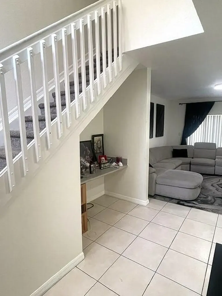 717 Talia Circle Palm Springs FL 33461