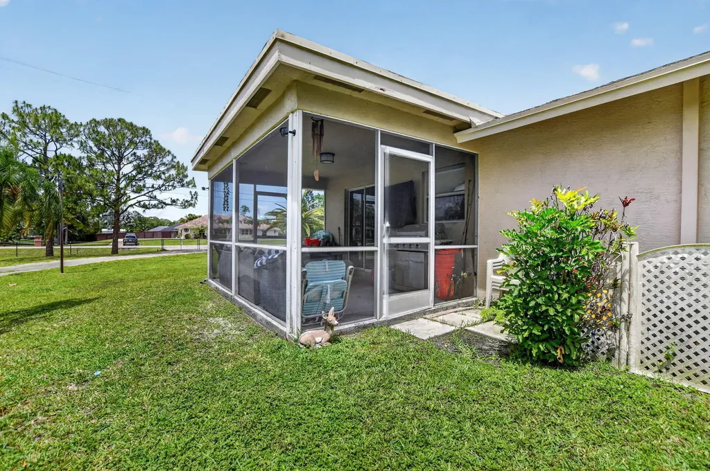 12206 Temple Boulevard The Acreage FL 33412