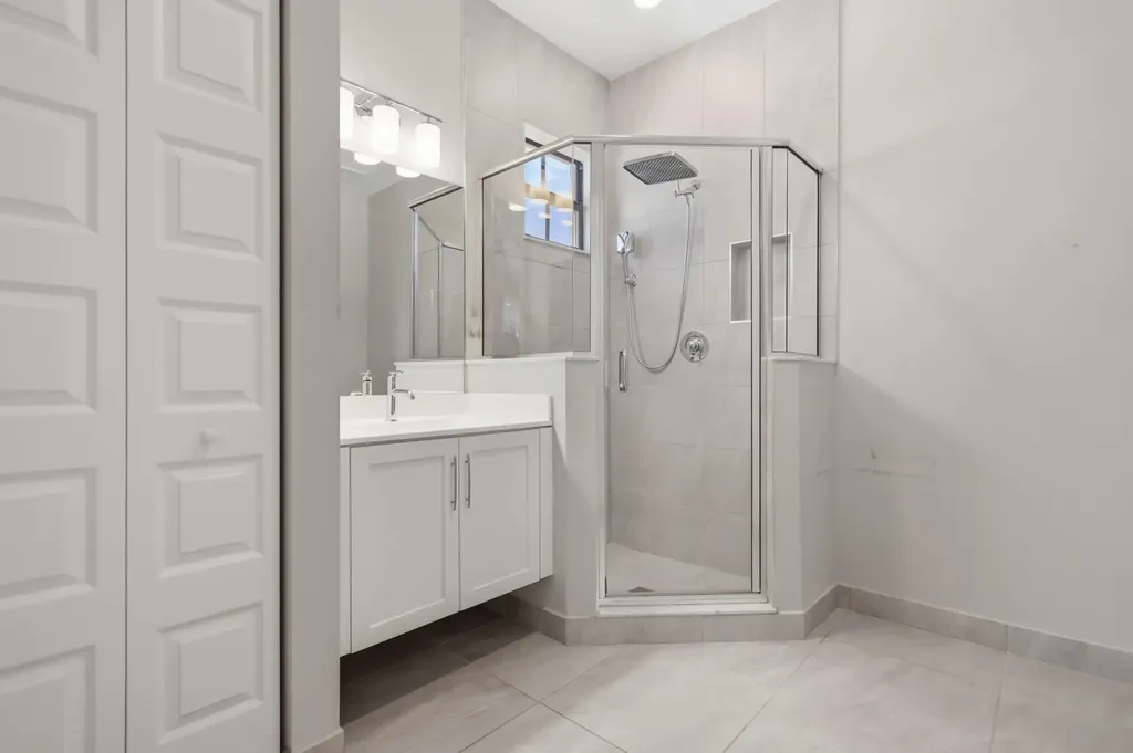 10271 Peninsula Place Parkland FL 33076