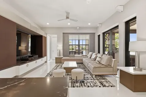 10271 Peninsula Place Parkland FL 33076