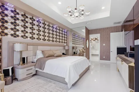 10271 Peninsula Place Parkland FL 33076