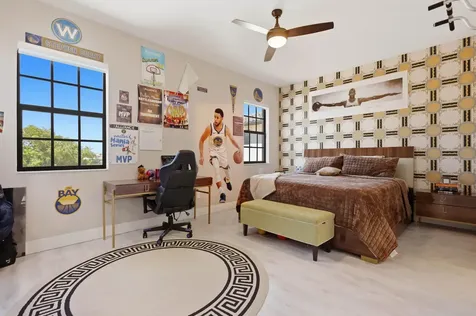 10271 Peninsula Place Parkland FL 33076