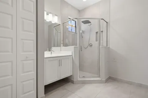 10271 Peninsula Place Parkland FL 33076